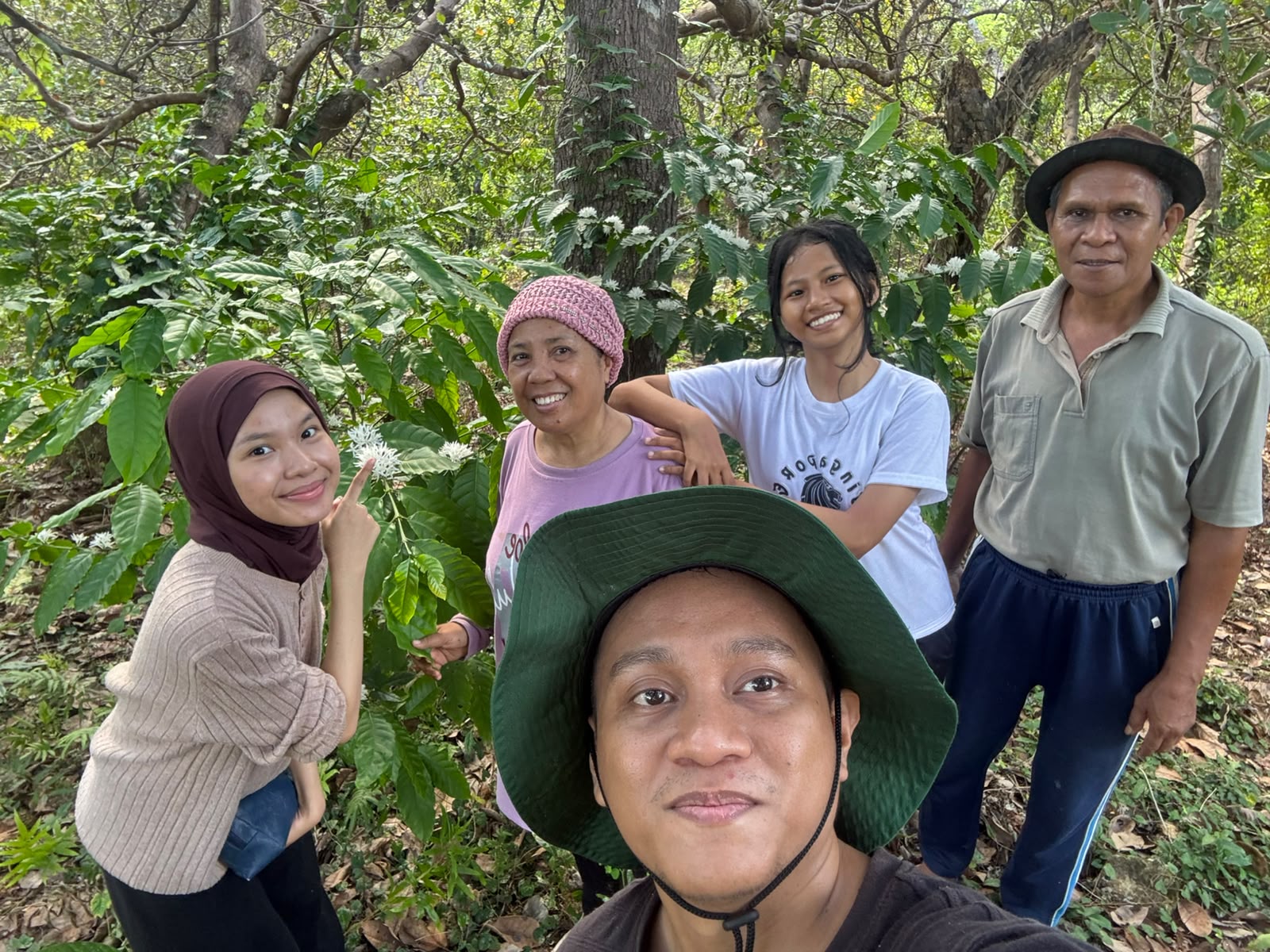 petualang 2